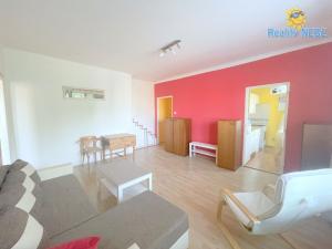 Pronájem bytu 2+1, Praha - Modřany, Modřanská, 50 m2