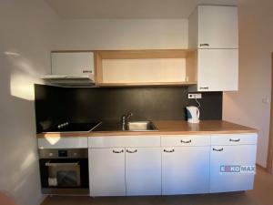 Pronájem bytu 2+1, Břeclav, Fintajslova, 58 m2