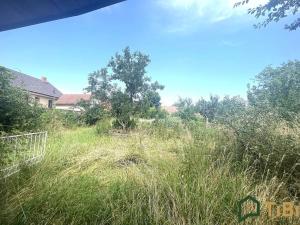 Prodej pozemku pro bydlení, Komořany, 710 m2