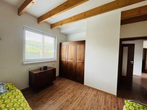 Prodej rodinného domu, České Meziříčí, V Poli, 200 m2