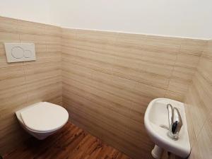 Prodej rodinného domu, České Meziříčí, V Poli, 200 m2
