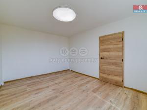 Pronájem bytu 1+1, Mariánské Lázně - Úšovice, Za Tratí, 36 m2