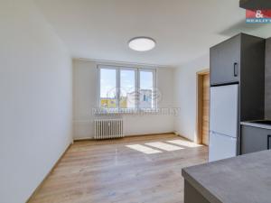 Pronájem bytu 1+1, Mariánské Lázně - Úšovice, Za Tratí, 36 m2