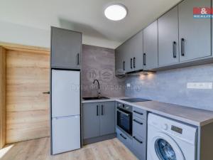 Pronájem bytu 1+1, Mariánské Lázně - Úšovice, Za Tratí, 36 m2