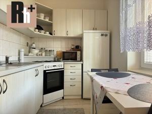 Pronájem bytu 1+1, Ostrava, Svazácká, 36 m2