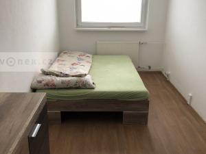 Pronájem bytu 2+1, Zlín, Budovatelská, 43 m2