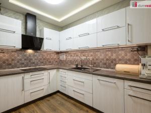 Prodej rodinného domu, Veltrusy, Lomená, 118 m2