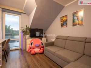 Prodej rodinného domu, Veltrusy, Lomená, 118 m2