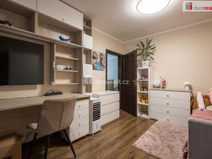 Prodej rodinného domu, Veltrusy, Lomená, 118 m2