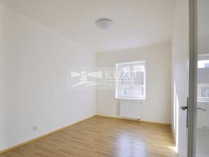 Pronájem bytu 2+kk, Praha, Náhorní, 42 m2