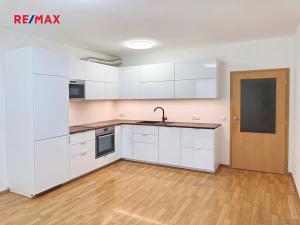 Prodej bytu 2+kk, Praha - Libeň, V zahradách, 60 m2