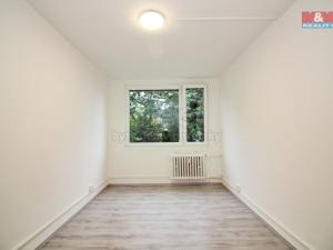 Pronájem bytu 3+1, Praha - Kobylisy, Slancova, 72 m2