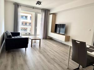 Pronájem bytu 2+kk, Praha - Hloubětín, Poděbradská, 55 m2