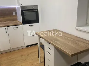 Pronájem bytu 2+kk, Ostrava, Klicperova, 40 m2