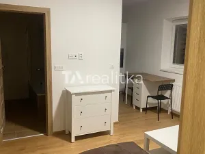 Pronájem bytu 2+kk, Ostrava, Klicperova, 40 m2