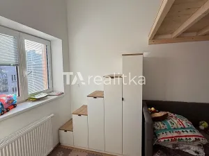 Pronájem bytu 2+kk, Ostrava, Klicperova, 40 m2