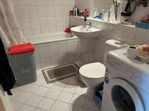 Pronájem bytu 1+kk, Praha - Střížkov, Zakšínská, 42 m2