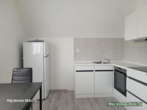 Pronájem bytu 2+1, Kostelec nad Labem - Jiřice, Okružní, 55 m2