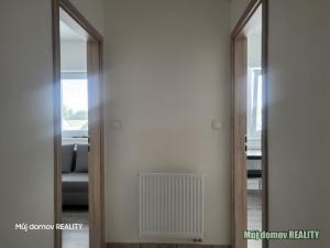 Pronájem bytu 2+1, Kostelec nad Labem - Jiřice, Okružní, 55 m2