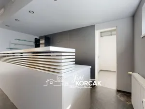 Pronájem skladu, Blansko, Sušilova, 578 m2