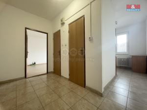 Pronájem bytu 1+1, Kadaň, Chomutovská, 35 m2