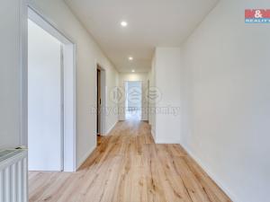 Prodej rodinného domu, Popovičky, Na Skalce, 340 m2