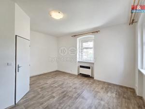 Pronájem bytu 2+kk, Karlovy Vary - Dvory, Na Průhoně, 36 m2