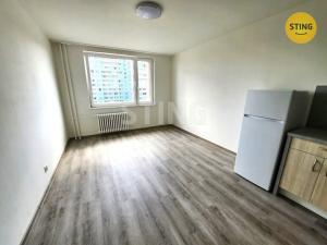 Pronájem bytu 1+kk, Přerov, Trávník, 23 m2