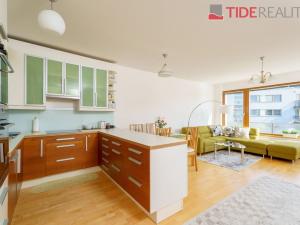 Prodej bytu 4+kk, Praha - Vokovice, Tibetská, 131 m2