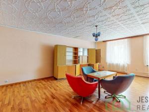 Prodej bytu 3+1, Žulová, Mariánské náměstí, 150 m2