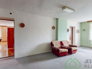 Prodej bytu 3+1, Žulová, Mariánské náměstí, 150 m2
