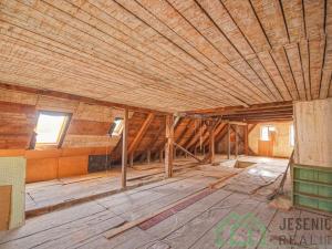 Prodej bytu 3+1, Žulová, Mariánské náměstí, 150 m2