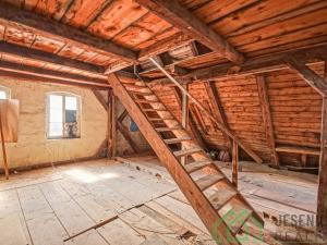 Prodej bytu 3+1, Žulová, Mariánské náměstí, 150 m2