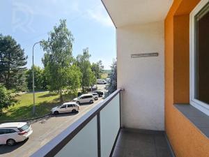 Pronájem bytu 1+1, Praha - Letňany, Dobratická, 31 m2
