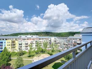Pronájem bytu 4+kk, Praha - Kunratice, V Zeleném údolí, 100 m2