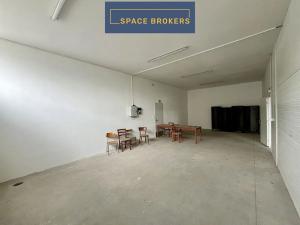 Pronájem skladu, Pardubice, 430 m2