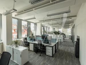 Pronájem kanceláře, Praha - Nusle, Lomnického, 537 m2