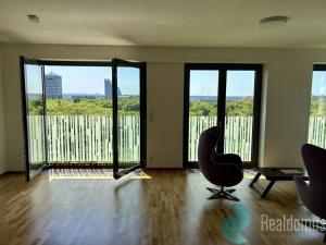 Pronájem bytu 3+kk, Praha, Olšanská, 95 m2