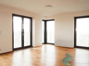 Pronájem bytu 3+kk, Praha, Olšanská, 95 m2