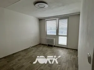 Pronájem bytu 3+1, Pardubice, Lonkova, 75 m2