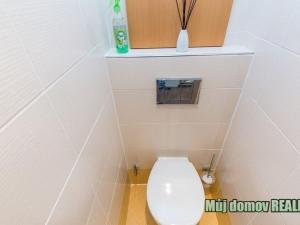 Pronájem bytu 2+1, Praha - Vokovice, Kladenská, 61 m2