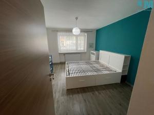 Pronájem bytu 2+1, Třebíč, Březinova, 56 m2