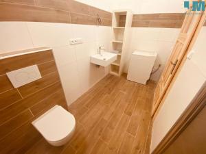Pronájem bytu 2+kk, Sádek, 75 m2