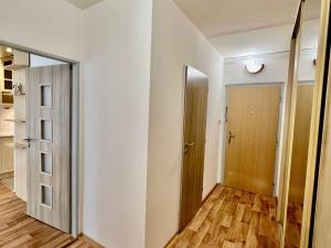 Pronájem bytu 2+kk, Praha - Chodov, Michnova, 54 m2