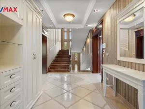 Prodej rodinného domu, Jenišov - Pod Rohem, K Rohu, 435 m2