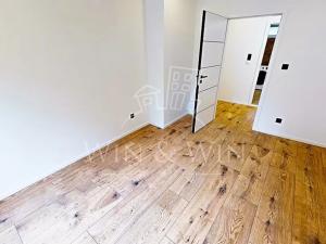 Prodej bytu 3+1, Kolín, Sladkovského, 75 m2