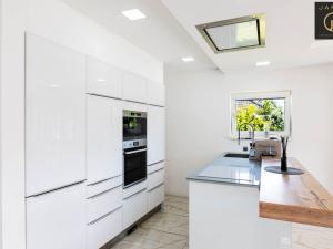 Prodej rodinného domu, Buštěhrad, Břízová, 250 m2
