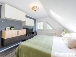 Prodej rodinného domu, Libeř - Libeň, 112 m2