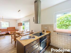 Prodej rodinného domu, Libeř - Libeň, 112 m2