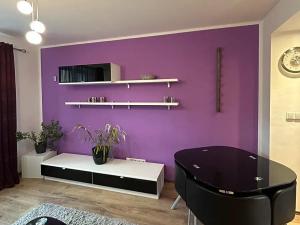 Pronájem bytu 2+kk, Praha - Košíře, Mikšovského, 57 m2